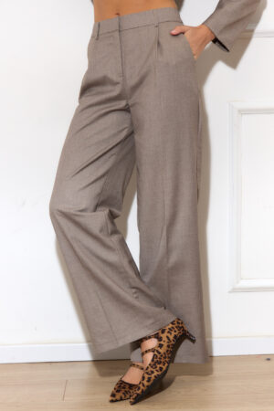 מכנסיים Lili | מוקה