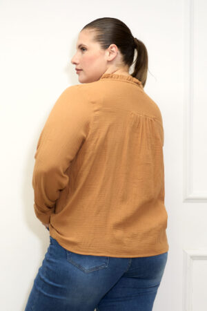 חולצה מכופתרת Charlotte | קאמל