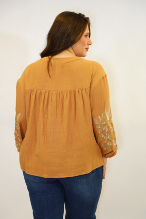 חולצה Daphna | קאמל