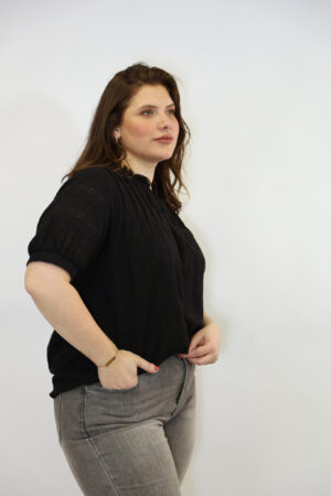 חולצה רקמה Éléonore | שחור