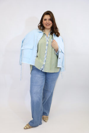 מעיל ג'ינס אוברסייז Nora | כחול בהיר