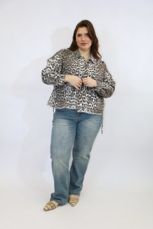 מעיל ג'ינס אוברסייז Nora | נמר לבן