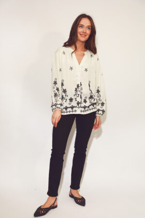 חולצה רקמה Emma | לבן