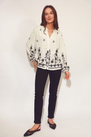 חולצה רקמה Emma | לבן