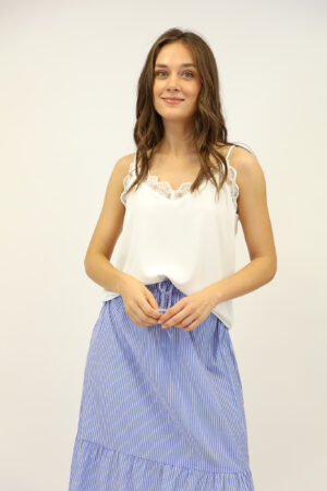 טופ תחרה Corine | לבן