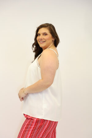 טופ תחרה Corine | לבן