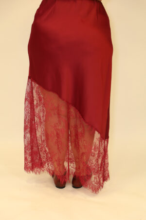 חצאית סאטן תחרה Lina | בורדו