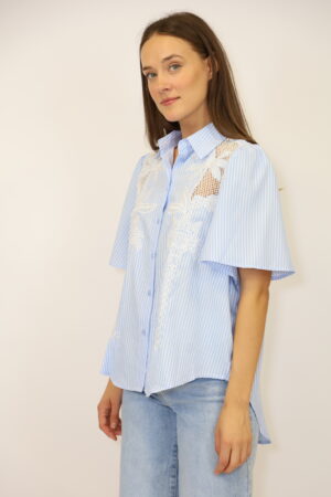 חולצת תחרה פסים Alice | כחול לבן