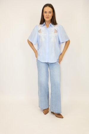 חולצת תחרה פסים Alice | כחול לבן