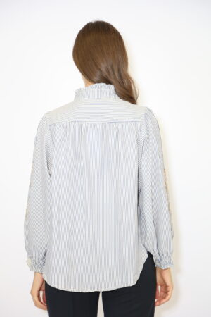 חולצת פסים תחרה Iris | נייבי גולד