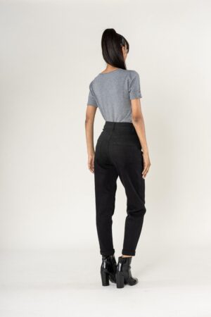 גינס MOM Lou | שחור