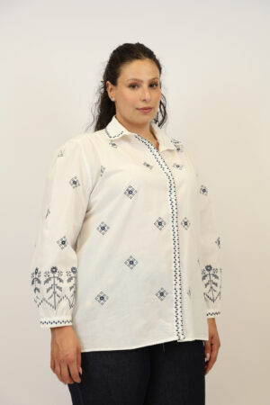 חולצה קרושה עם רקמה Solange | לבן