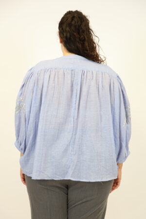 חולצת תחרה Charlotte | כחול