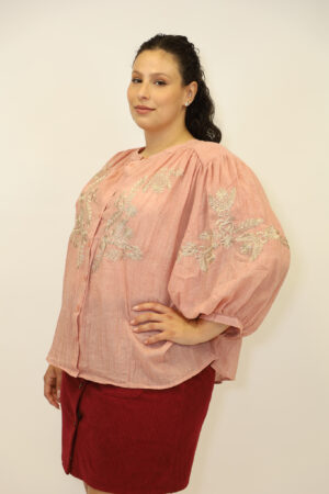 חולצת תחרה Charlotte | ורוד גולד