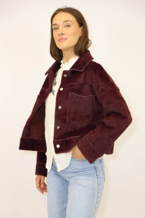 מעיל גקט Caroline | יין