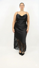 שמלה סאטן שילוב תחרה Lily | שחור – IV-AC7877-BLACK