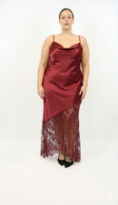 שמלה סאטן שילוב תחרה Lily | בורדו – IV-AC7877-BORDO