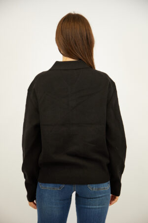 סריג עם כפתורים וצווארון פולו Adèle | שחור