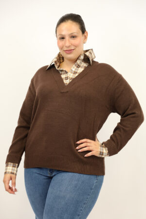 סריג  בשילוב חולצה משובצת בצווארון Shanon | קפה